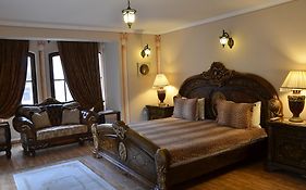 Boutique Hotel Boris Palace & Restaurant